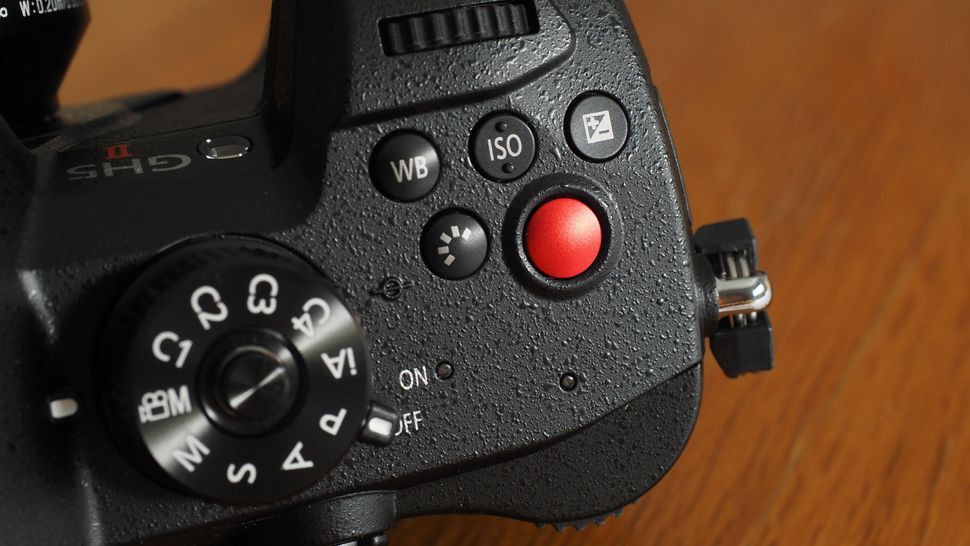 Panasonic Lumix GH5 II-11