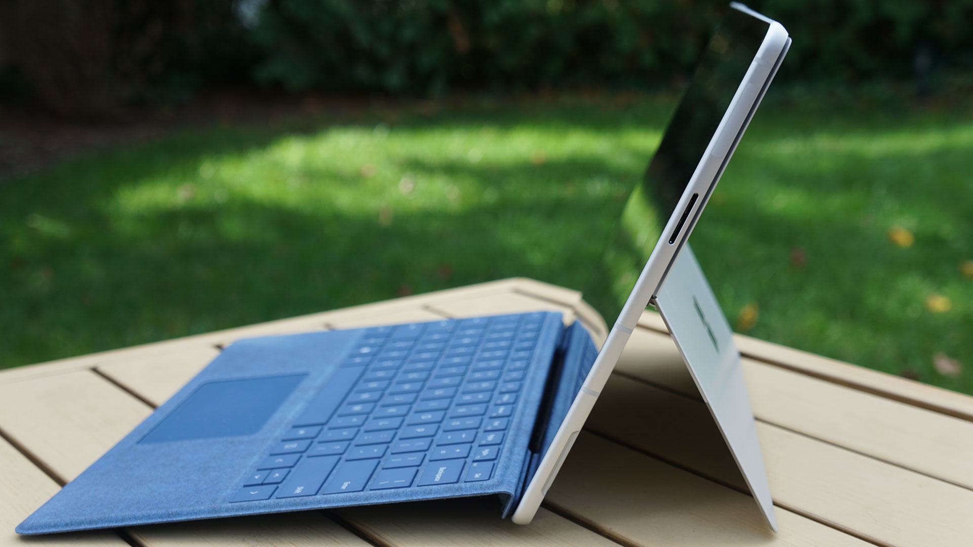 Microsoft Surface Pro 9 5G