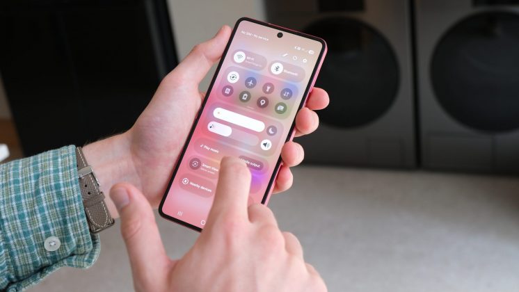 Samsung Galaxy Z Flip 7