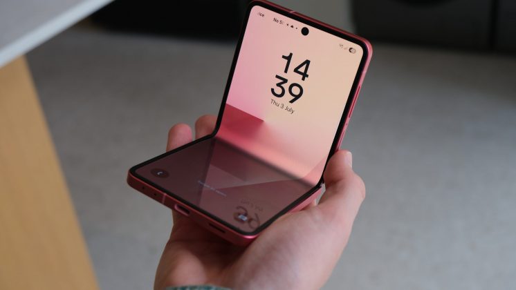 Samsung Galaxy Z Flip 7