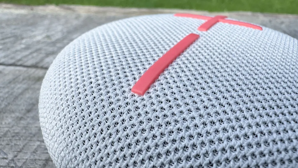 Ultimate Ears Miniroll-3