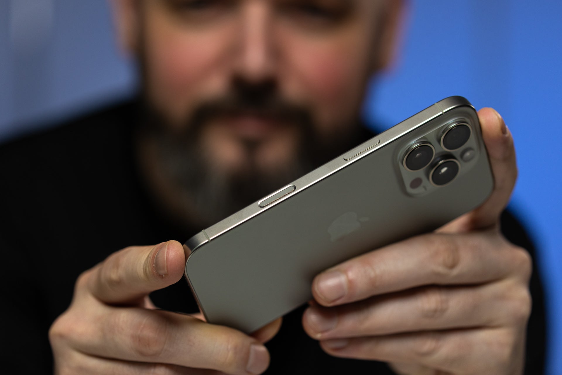 Не для всех: почему Apple ограничит Control Button Pro-моделями картинка Не для всех: почему Apple ограничит Control Button Pro-моделями фото