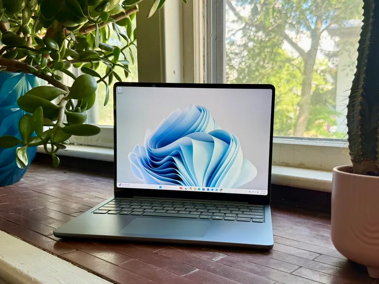 Microsoft Surface (13 дюймов)