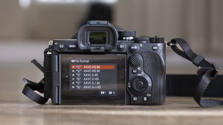 Sony A7R V