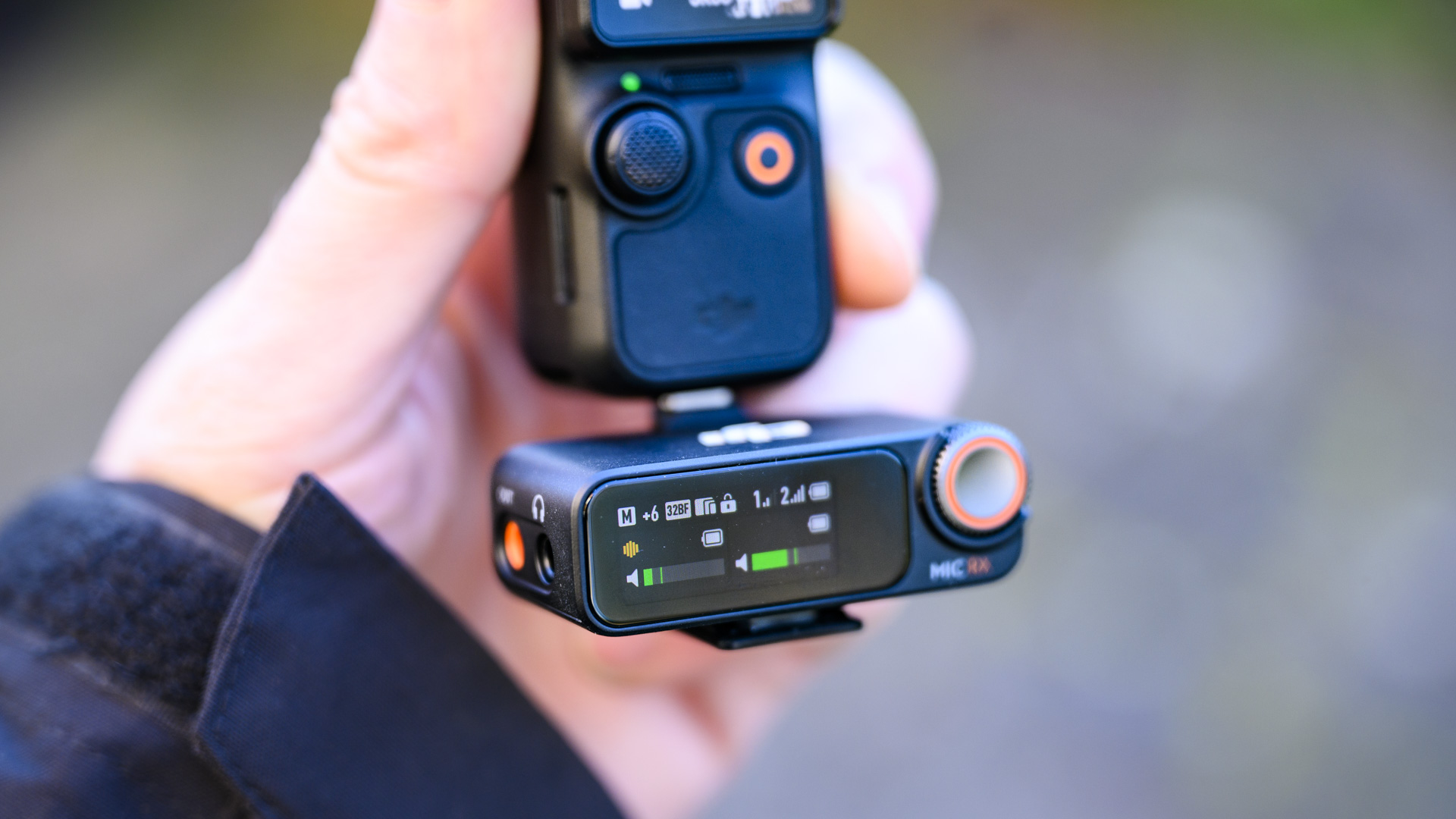 Беспроводной микрофон в 2025 году 2