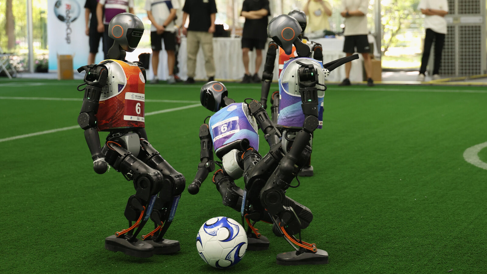 Китайская Олимпиада роботов: фантастика становится реальностью