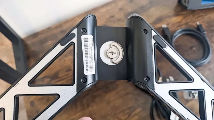 Lenovo Legion R27fc-30-4