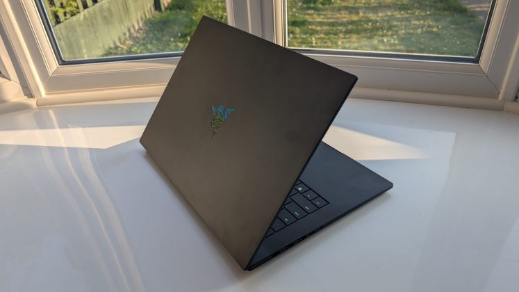 Razer Blade 16