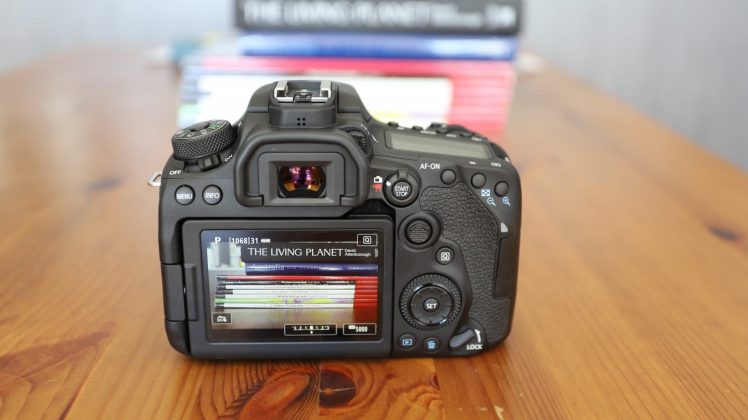 Canon EOS 90D