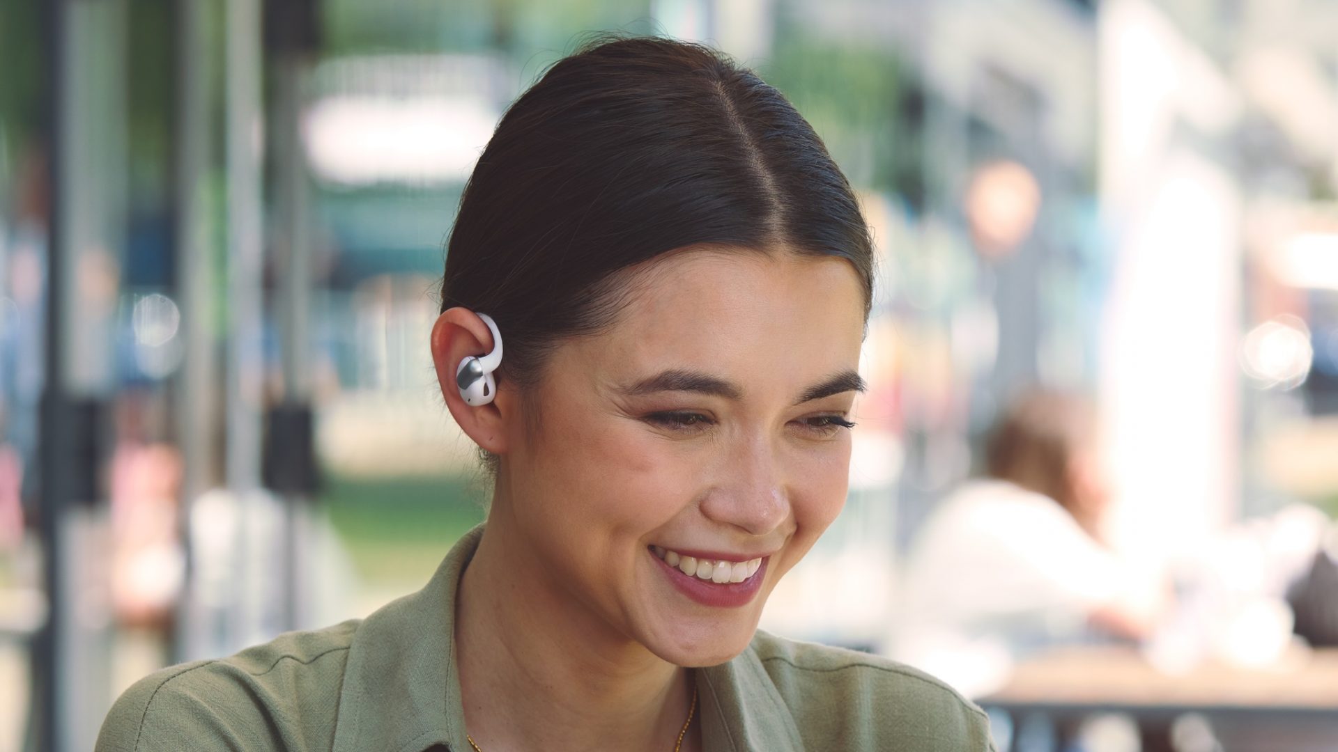 Звук только для вас: как JBL решила проблему утечки в открытых наушниках