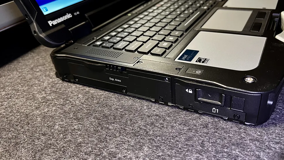 Panasonic Toughbook 40-6