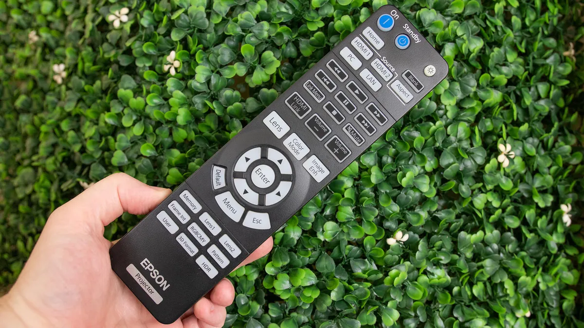 Epson Home Cinema 5050UB-6