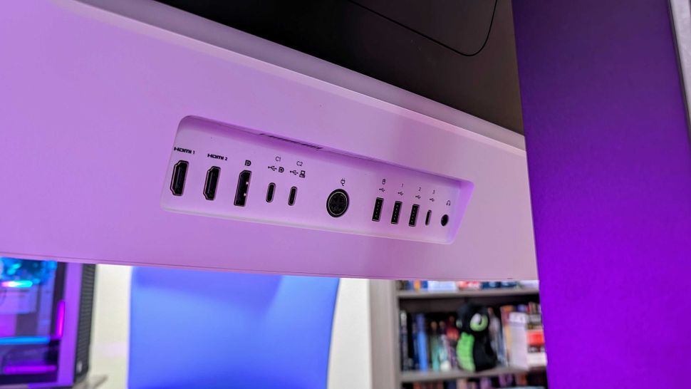 HP OMEN Transcend 32-8