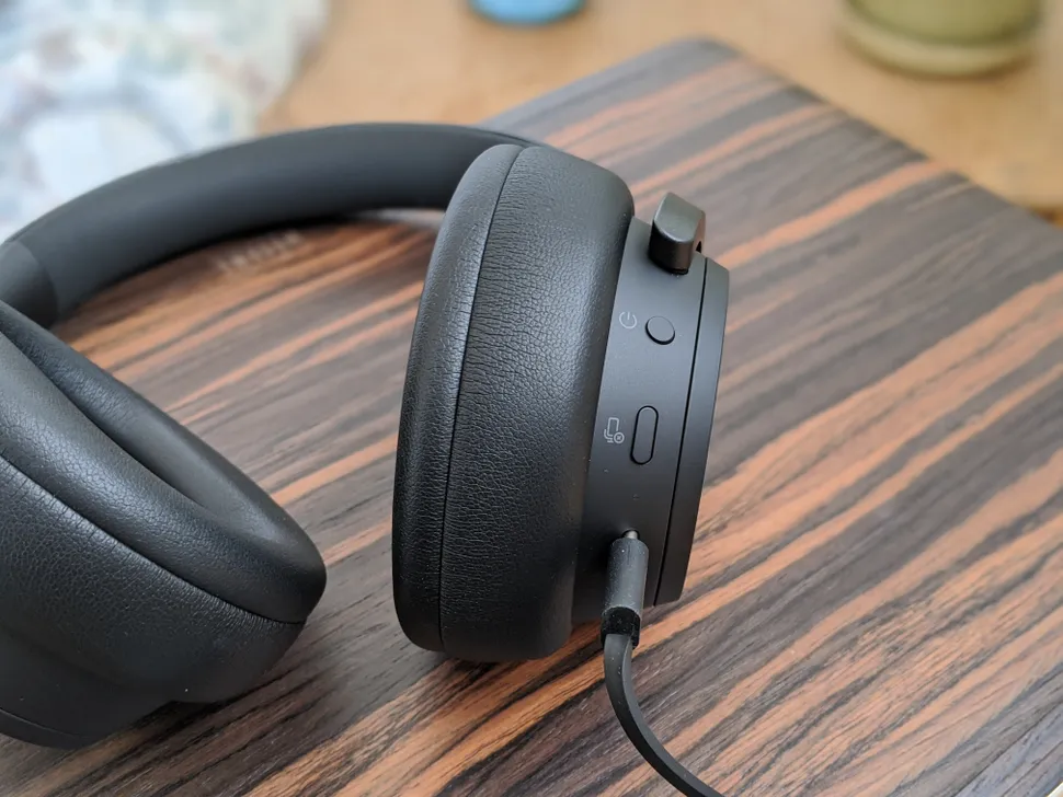 Microsoft Surface Headphones 2-8