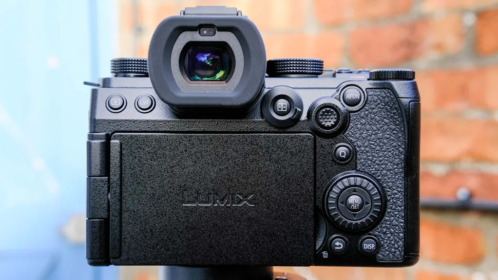 Panasonic Lumix S5IIX-9