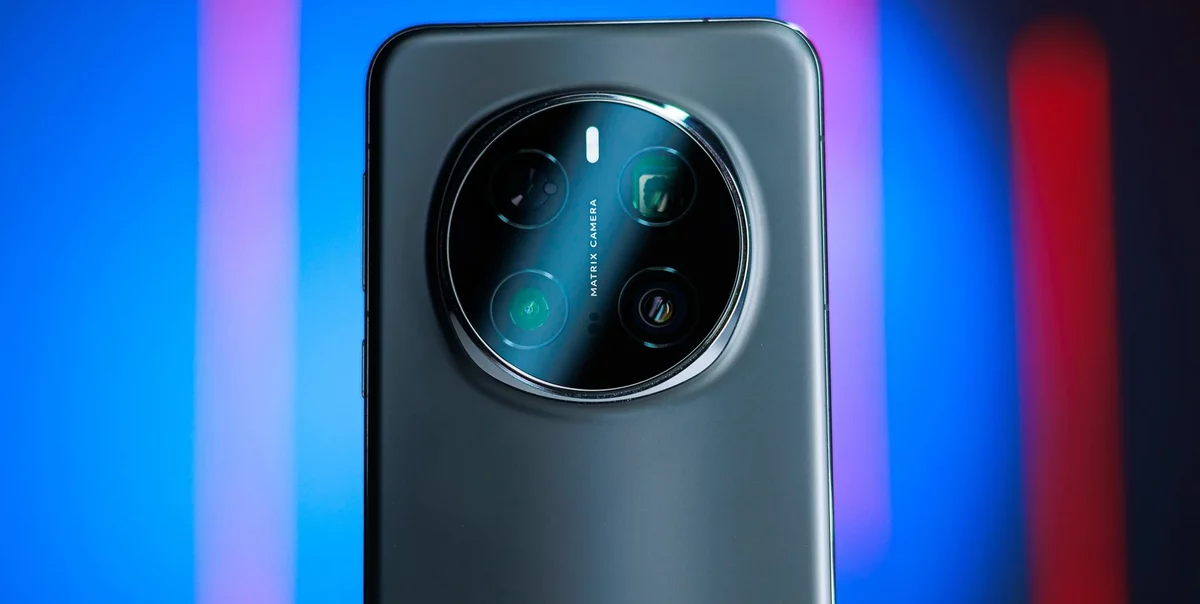 444126Новый игрок на флагманской арене: Honor готов бросить вызов Samsung и Google!