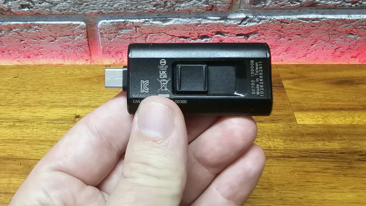 Обзор Adata SC750 (1 ТБ): быстрый и компактный фото