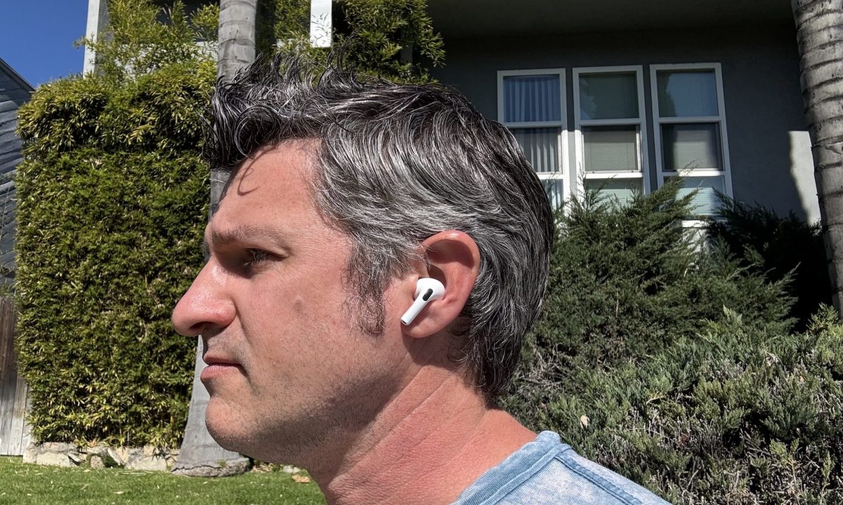 429144Функция AirPods, которую ненавидят и любят одновременно