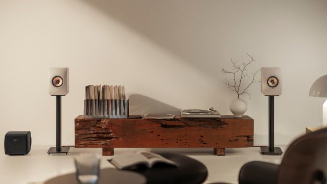 Обновление культовых колонок: KEF LS50 в природной палитре