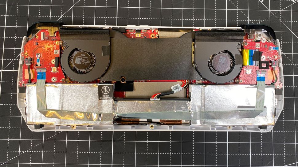 Asus ROG Ally (Z1 Extreme) обзор портативной консоли