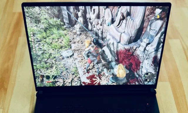 Asus ROG Strix Scar 18