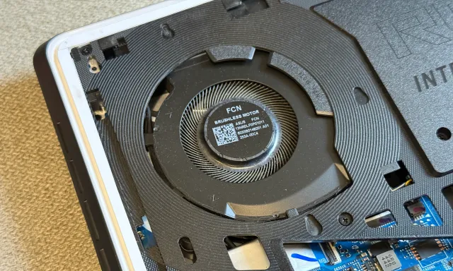 Asus ROG Strix Scar 18