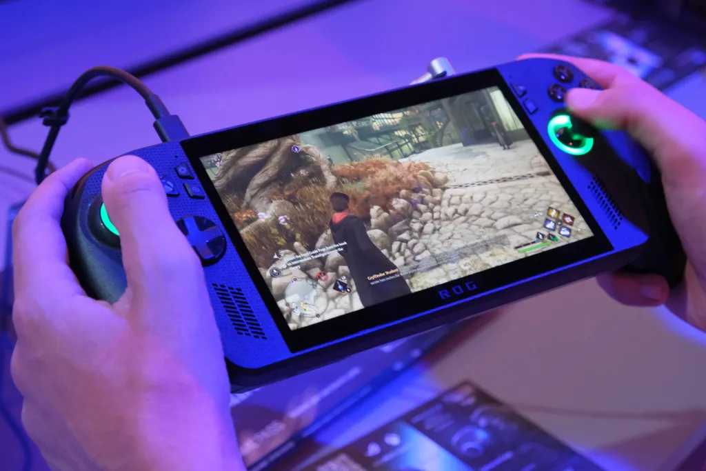 Asus ROG Ally X: почему это лучший портативный ПК для игр от Xbox картинка Asus ROG Ally X: почему это лучший портативный ПК для игр от Xbox