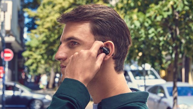 Звук только для вас: как JBL решила проблему утечки в открытых наушниках