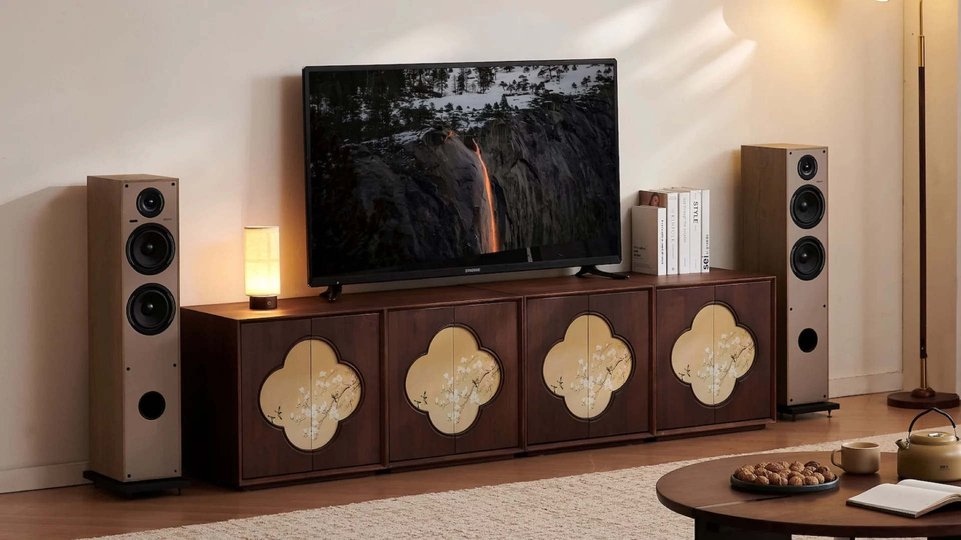 Известный Hi-Fi бренд выпустил две пары доступных колонок, но так ли они хороши?