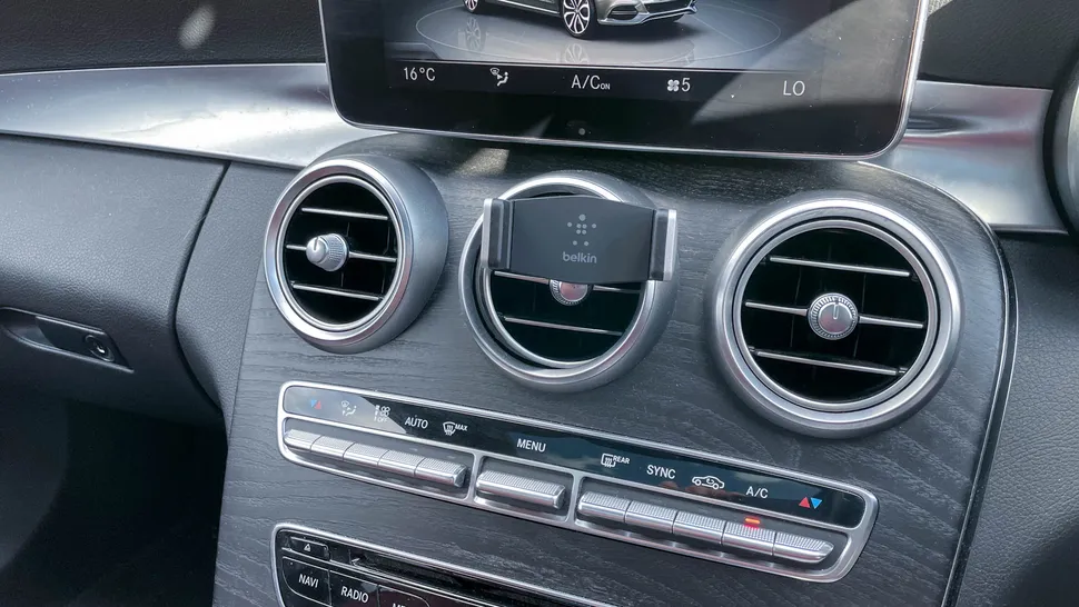 Лучшие автомобильные крепления для телефона в 2025 году картинка Belkin Car Vent Mount