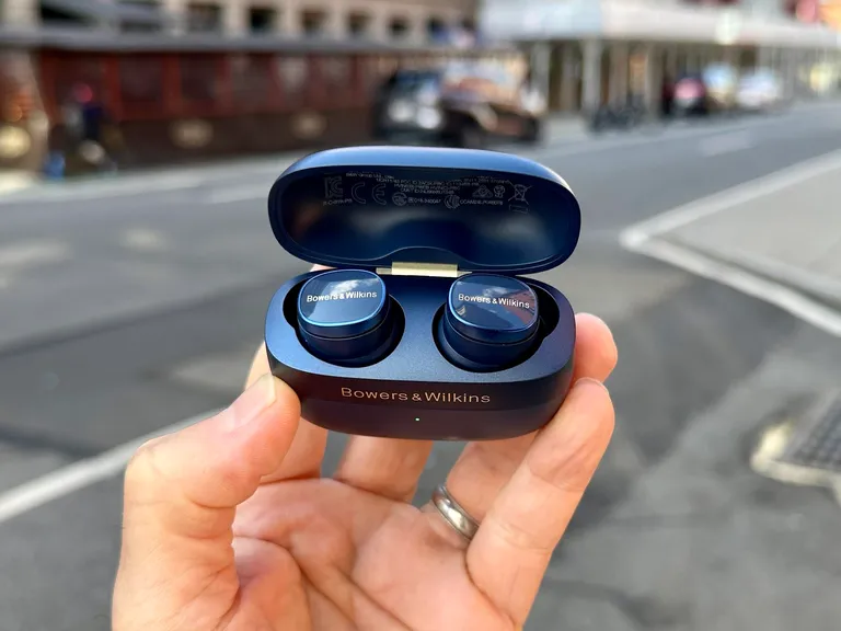 Беспроводные наушники