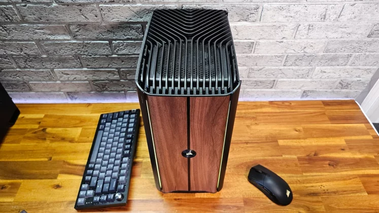 Обзор Corsair One i500: большой компьютер в маленьком корпусе фото