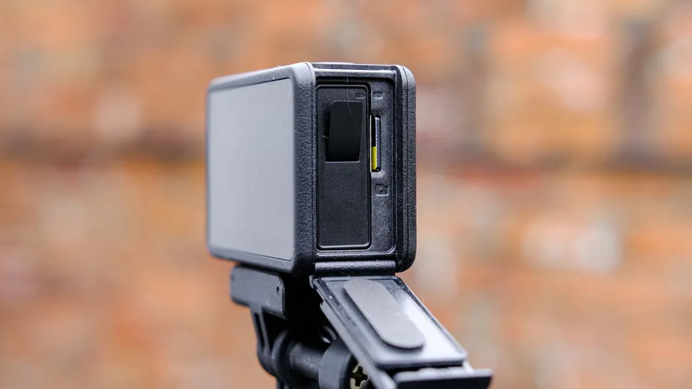 Обзор DJI Osmo Action 4: дерзкий конкурент GoPro картинка DJI Osmo Action 4