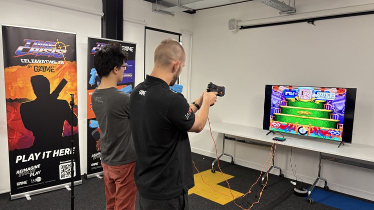 Детская мечта сбылась: играем в Time Crisis дома!