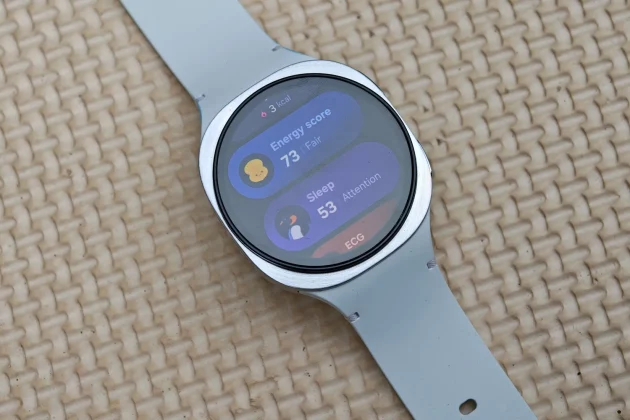 Обзор Galaxy Watch 8: новый дизайн, знакомые функции фото