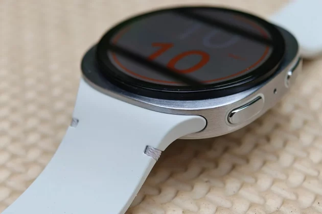 Обзор Galaxy Watch 8: новый дизайн, знакомые функции фото