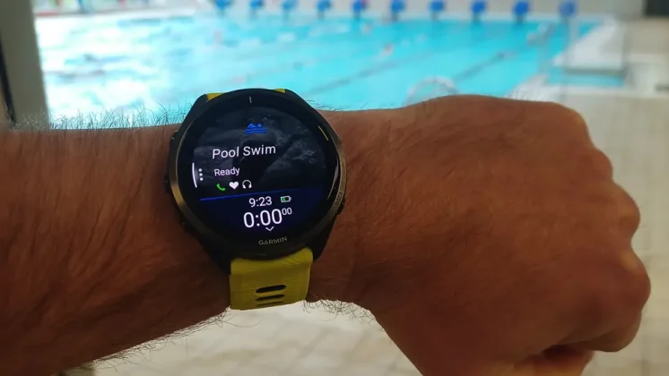 Garmin Forerunner 965 обзор смарт-часы с AMOLED-экраном