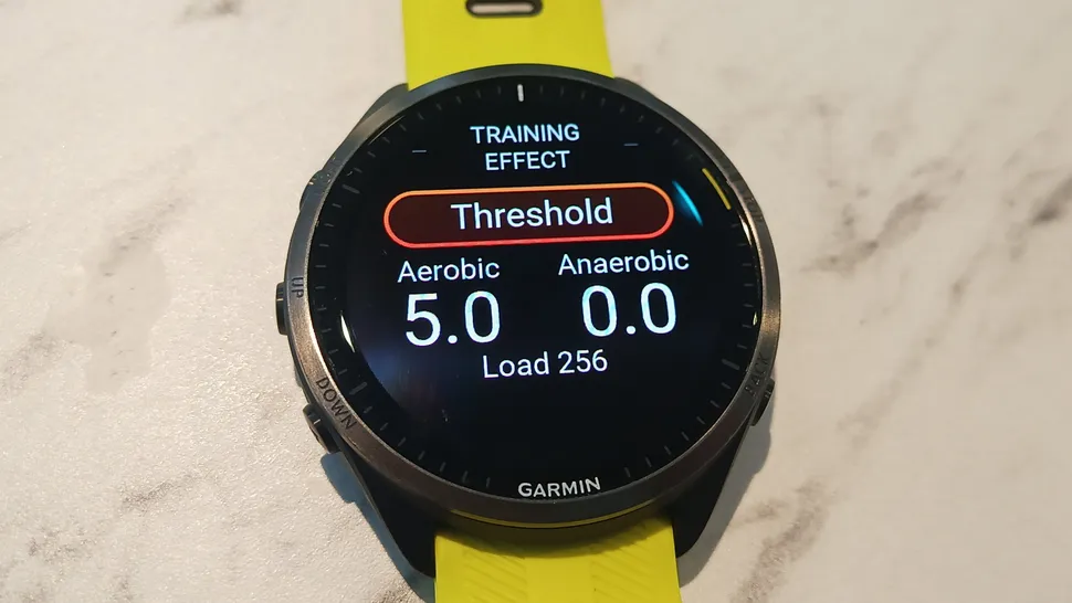 Garmin Forerunner 965 обзор смарт-часы с AMOLED-экраном