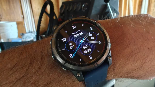 Обзор Garmin Quatix 7 Pro – это идеальные смарт-часы для всех, кто любит воду