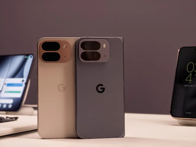 Google Pixel 10 Pro Fold против Pixel 9 Pro Fold
