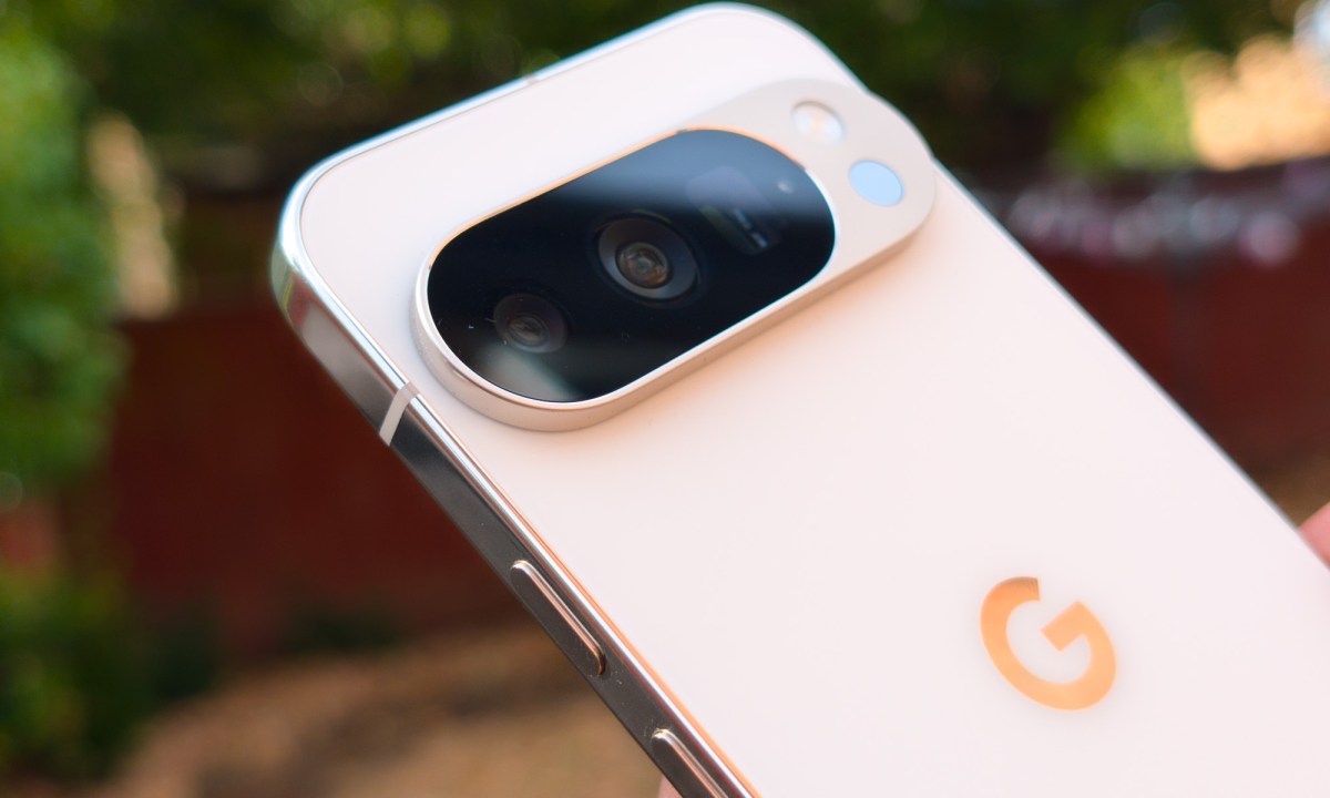 Pixel 10 Pro: Первый контакт с будущим от Google. Что внутри?