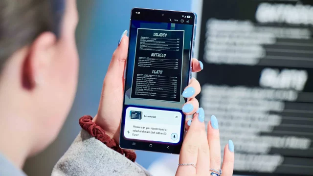 смартфон с GoogleGemini Live