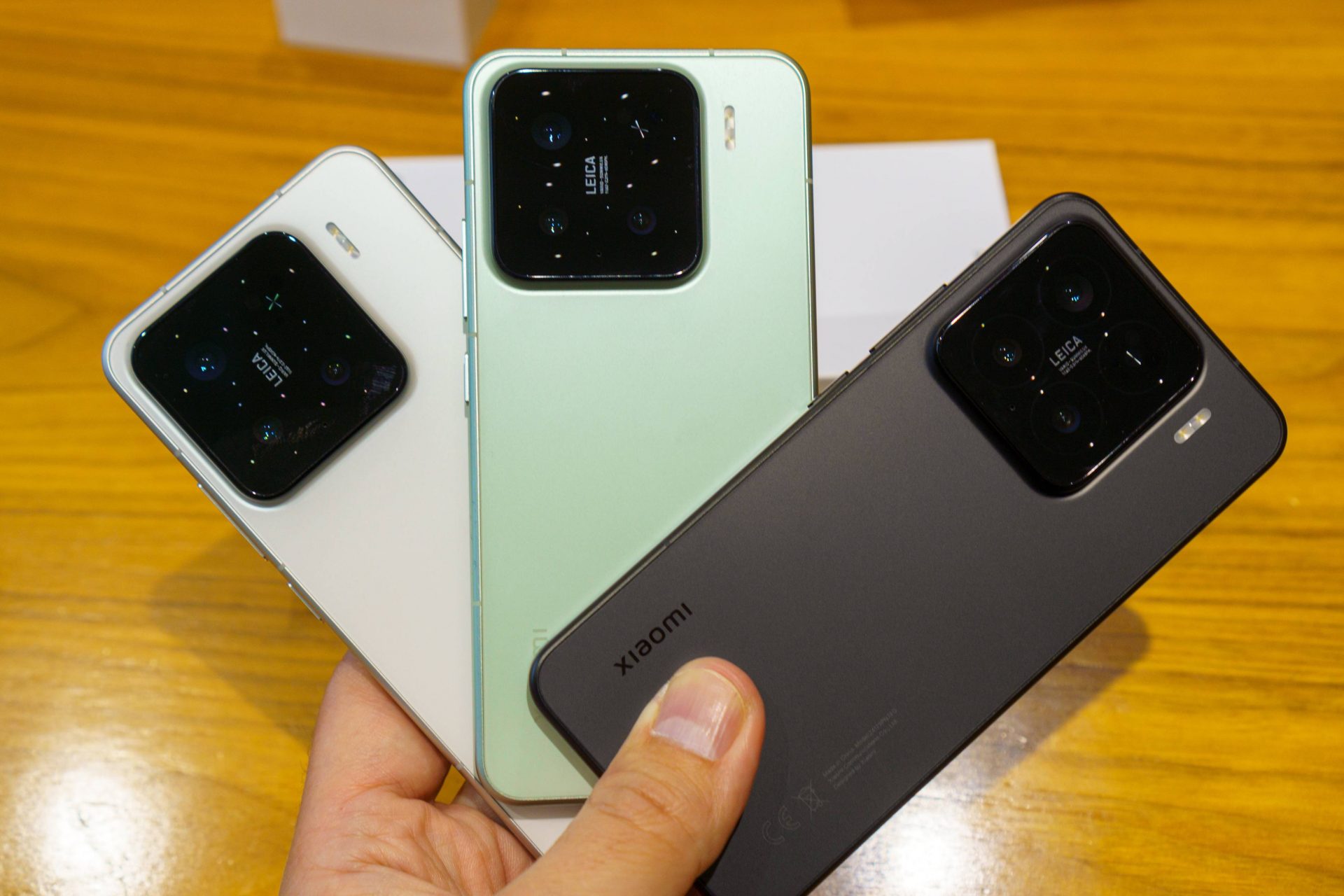 452128Тройной удар Xiaomi: Apple и Samsung пора напрячься?