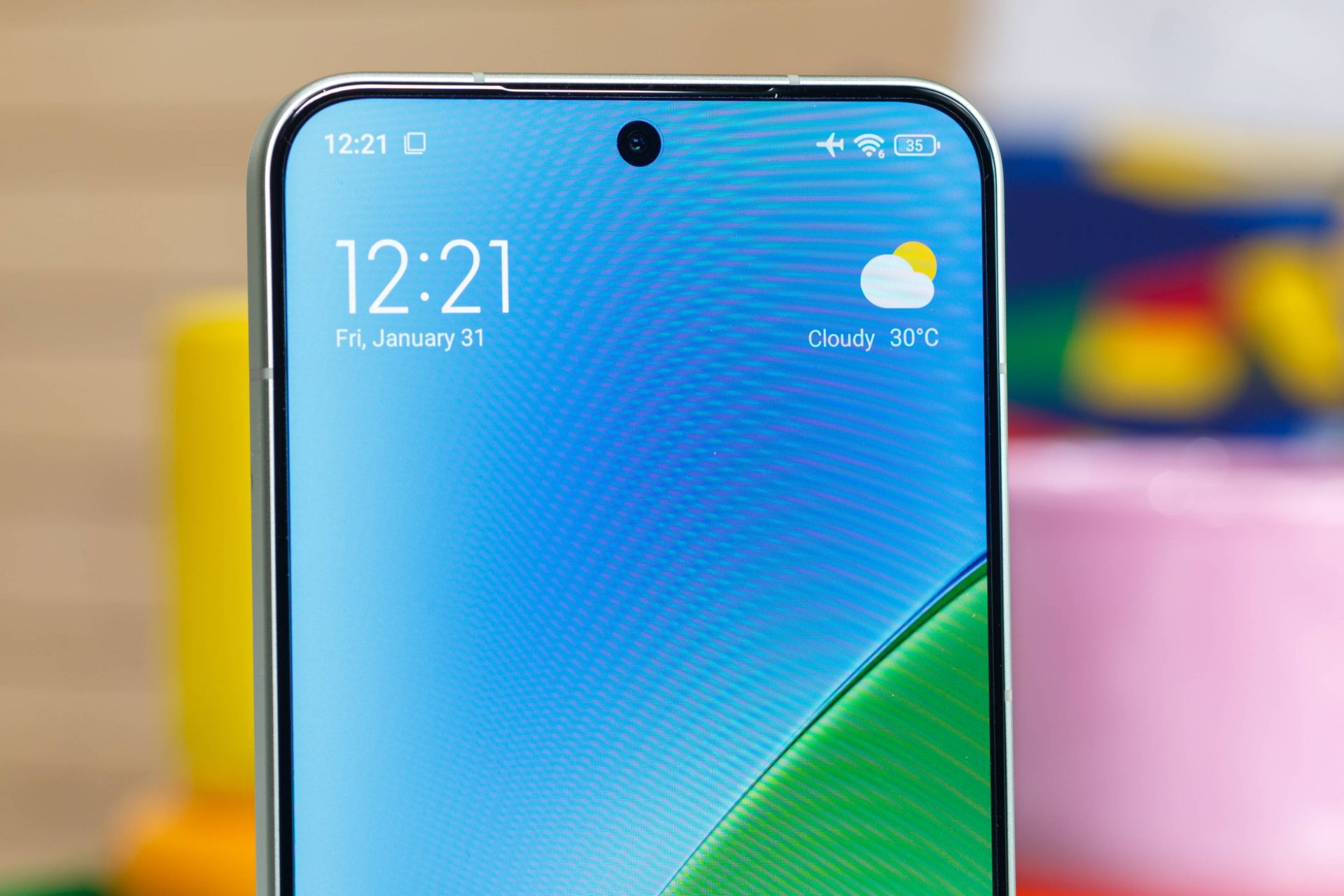 435529Забудьте о плохих селфи: линейка Xiaomi 16 получит флагманскую фронтальную камеру