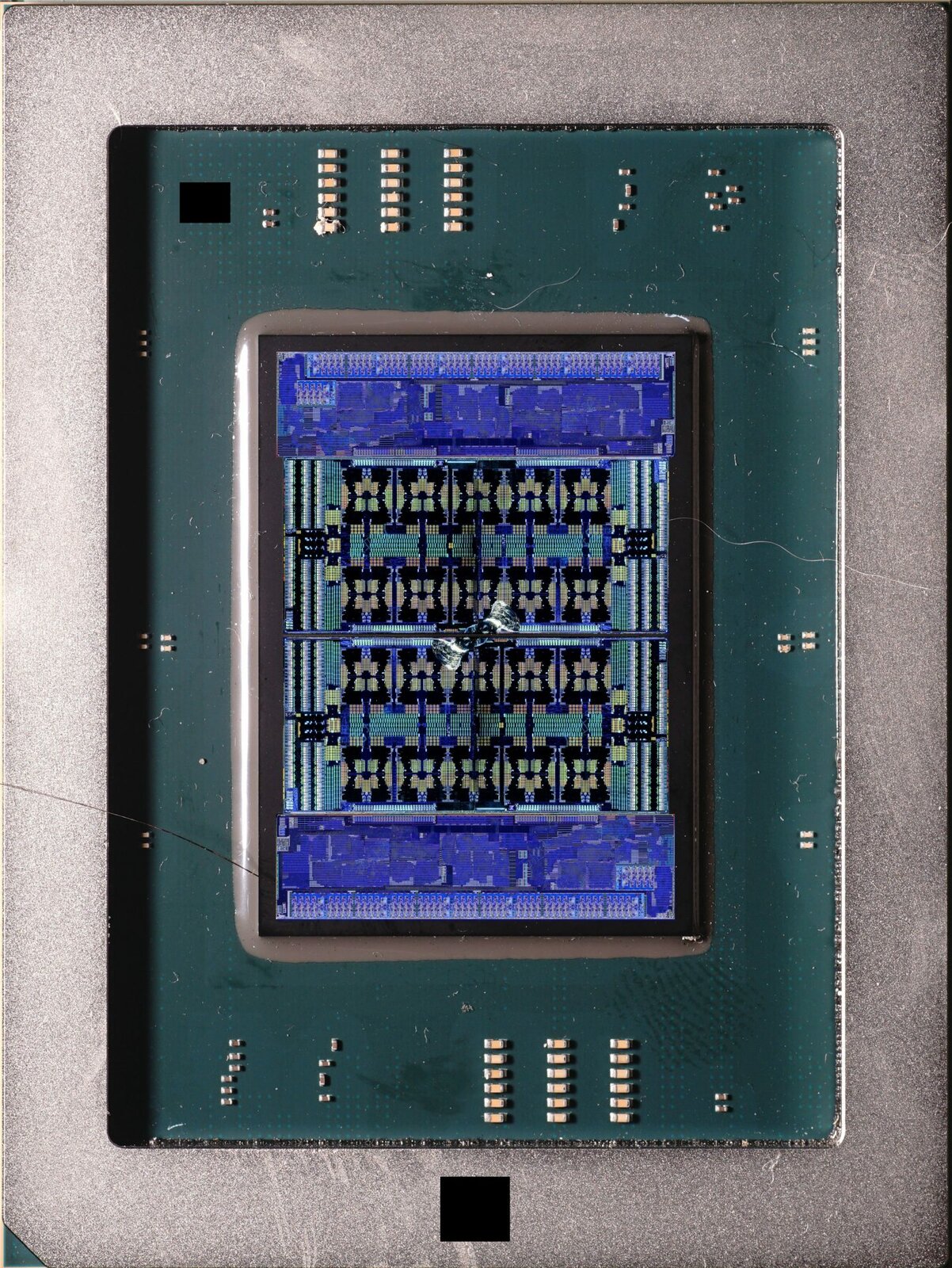 Новый серверный чип Huawei Kunpeng 930 построен на 5-нм техпроцессе TSMC, но всё равно плохо конкурирует с Intel и AMD картинка Новый серверный чип Huawei Kunpeng 930 построен на 5-нм техпроцессе TSMC, но всё равно плохо конкурирует с Intel и AMD