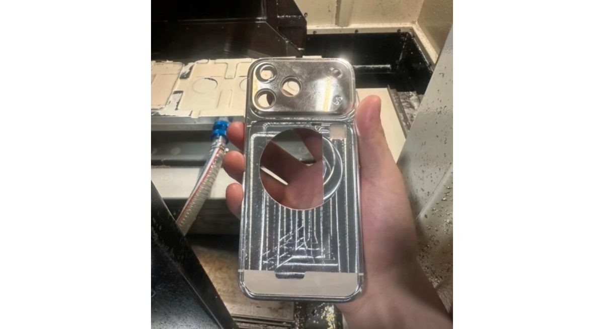 Революция в iPhone 17 Pro: зачем Apple меняет антенны?