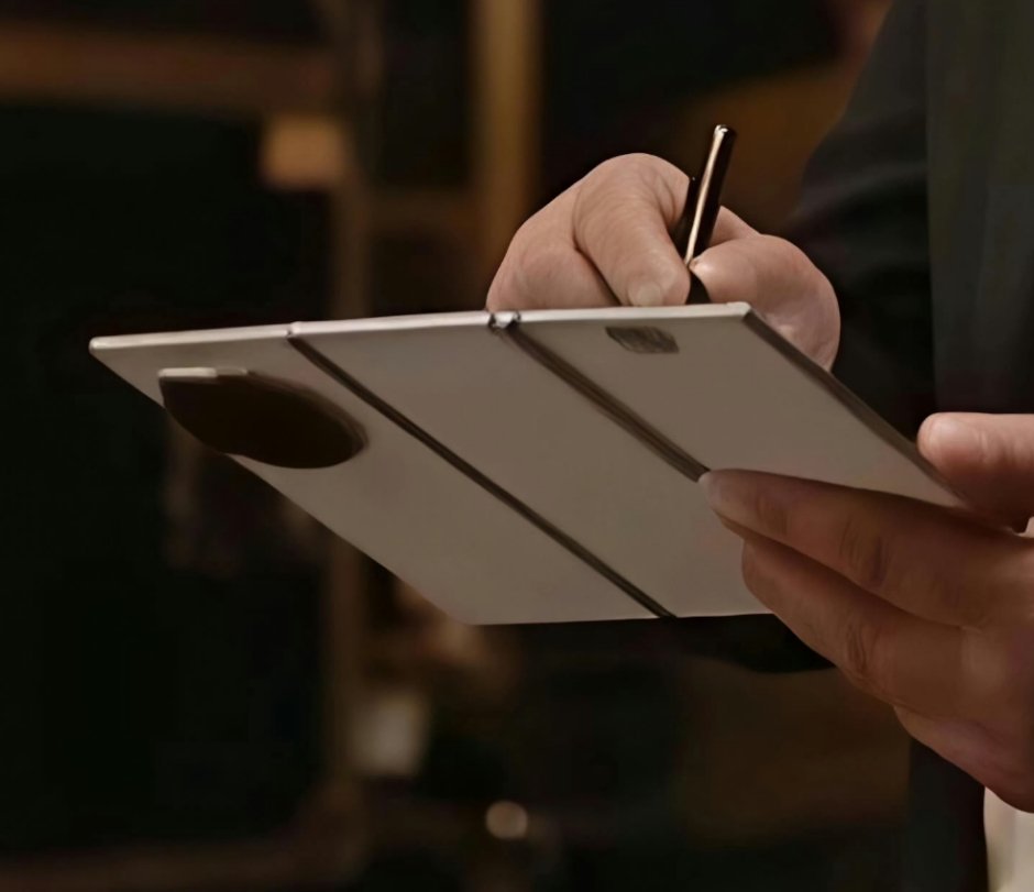 Huawei Mate XTs получил дату выхода: что известно о втором складном смартфоне компании? картинка Huawei Mate XTs получил дату выхода: что известно о втором складном смартфоне компании?