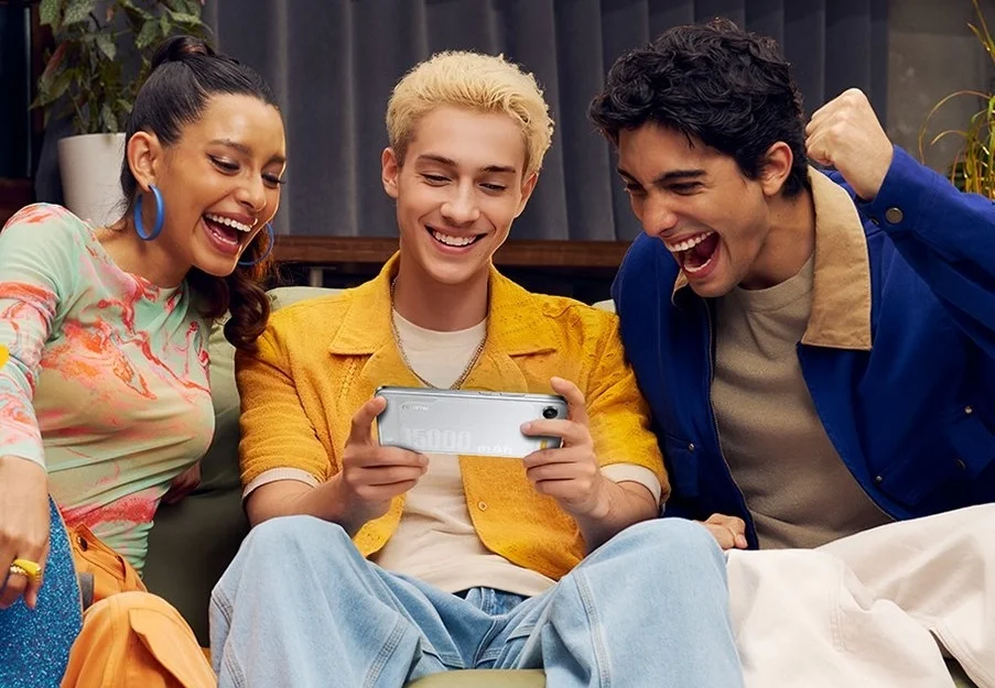 Ваша батарея теперь официально ни на что не годна: на подходе монстр на 15000 мАч