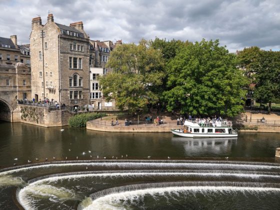 Обзор Hasselblad X2D II 100C: фотомонстр в свитере Armani фото