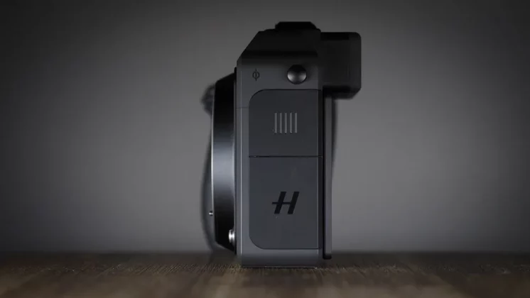 Обзор Hasselblad X2D II 100C: фотомонстр в свитере Armani фото